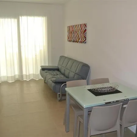 Cozy Flat With Terrace Near The Sea Apartment *